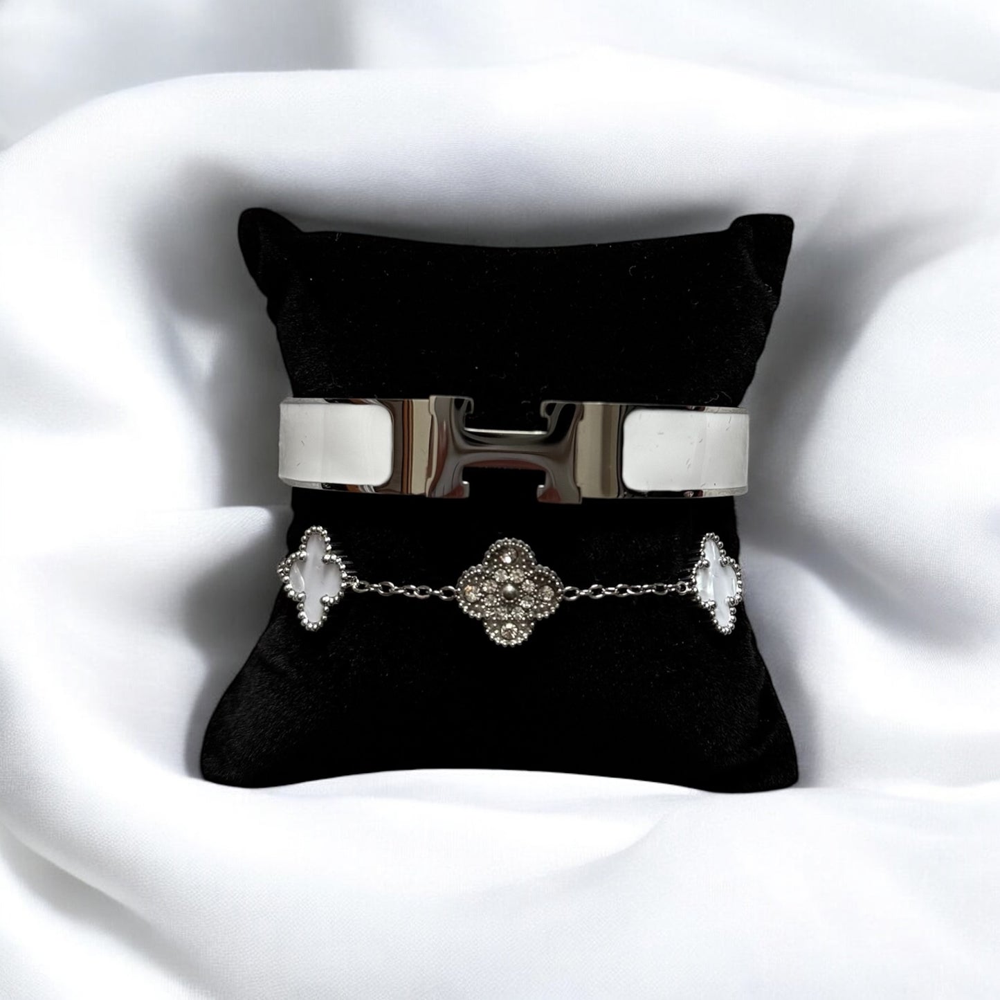 Bayda (Silver & White) 2pc Set
